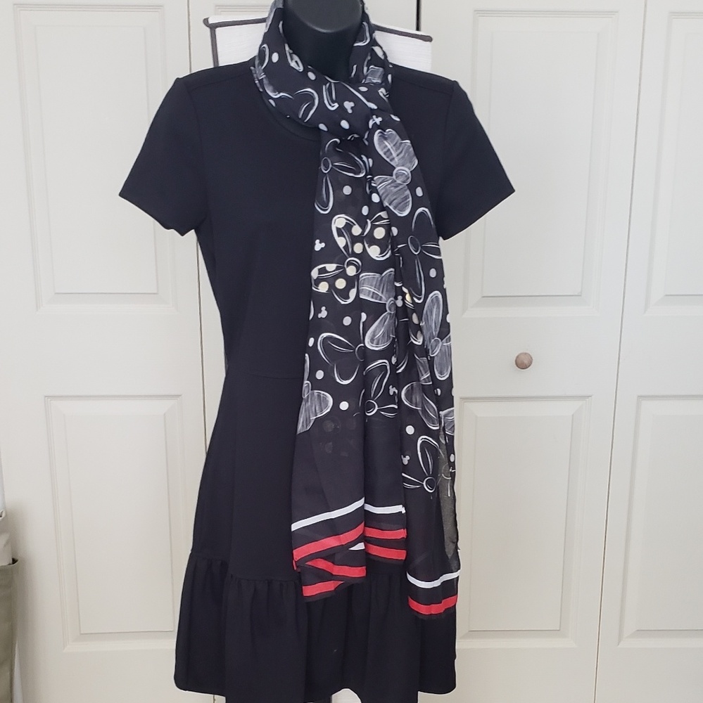 Long minnie mouse scarf